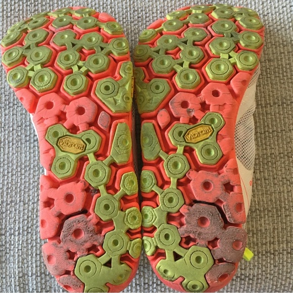 VIBRAM New Balance Minimus Woman 9 Usa 40.5EU 26 CM - Picture 6 of 8
